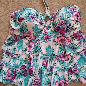 Woman's Catalina Swim Top